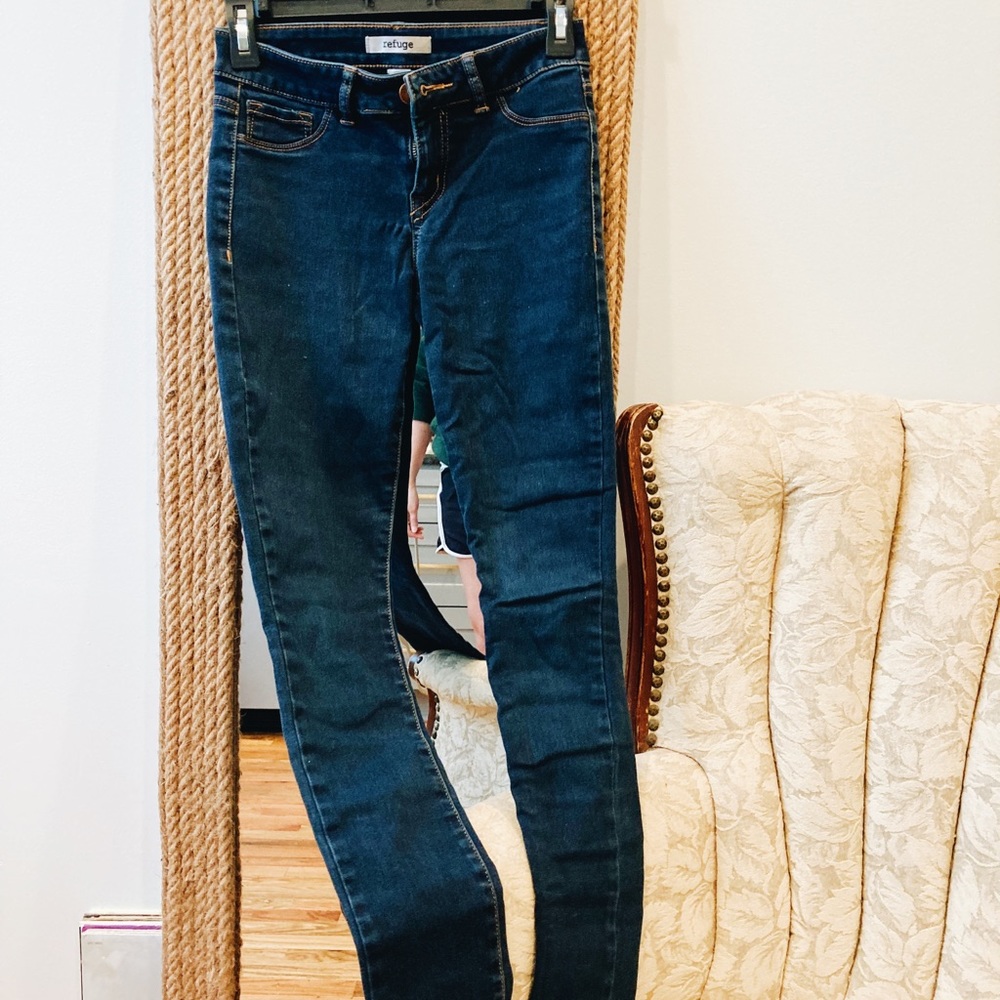 Refuge Skinny Leg Jeans size 2